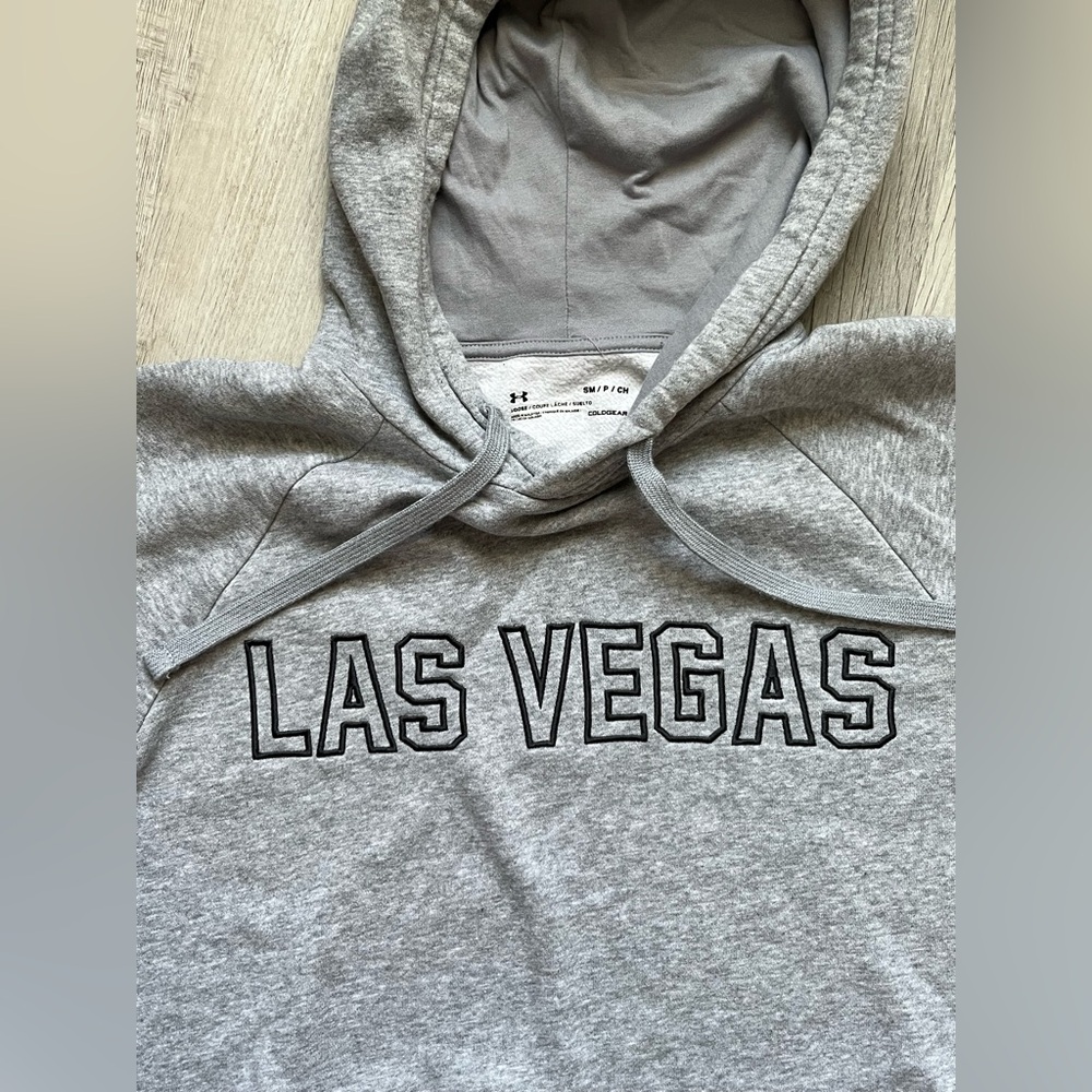 Gray under armour hoodie - Picture 2 of 2